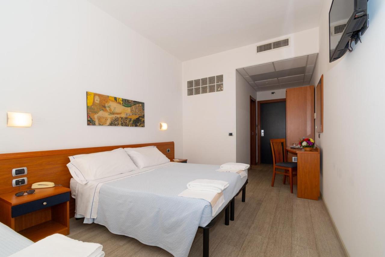 Hotel La Sirenetta トルトレート エクステリア 写真